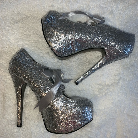 Bordello Shoes - Bordello Teeze10 Silver Glitter Heels